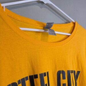 Gildan Steel City Pittsburgh Football T Shirt Mens 2XL Yellow Graphic Cotton Tee